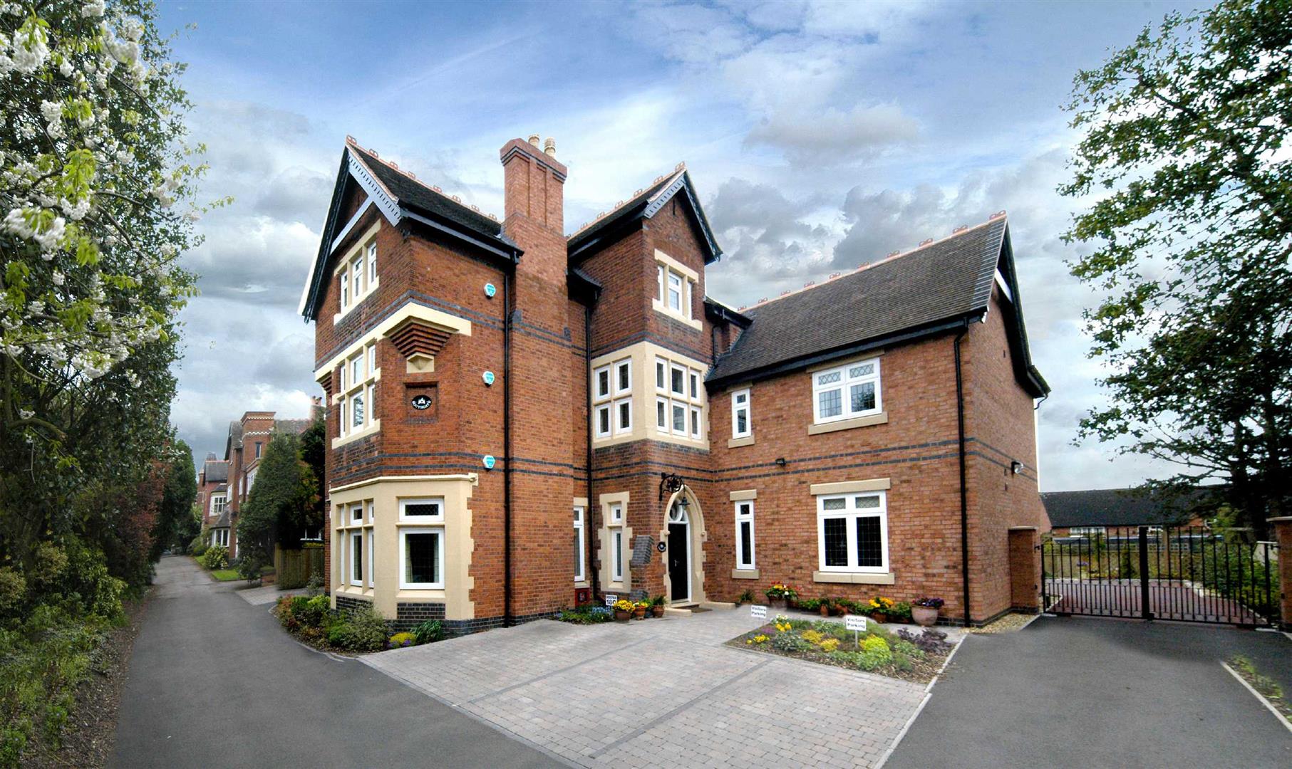 2 bed property in Infirmary Hill, Truro